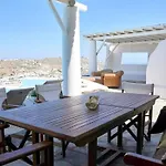 Villa Aella
